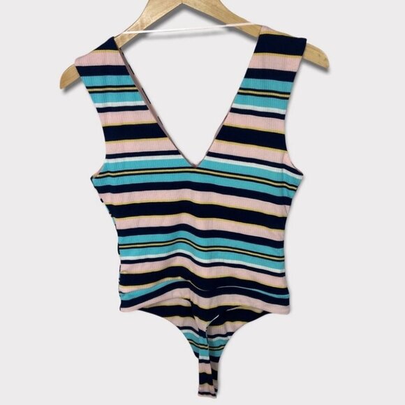 NEW Nordstrom AFRM Striped Bodysuit Double V Light Pastel Pink Blue Retro Medium - Picture 5 of 16